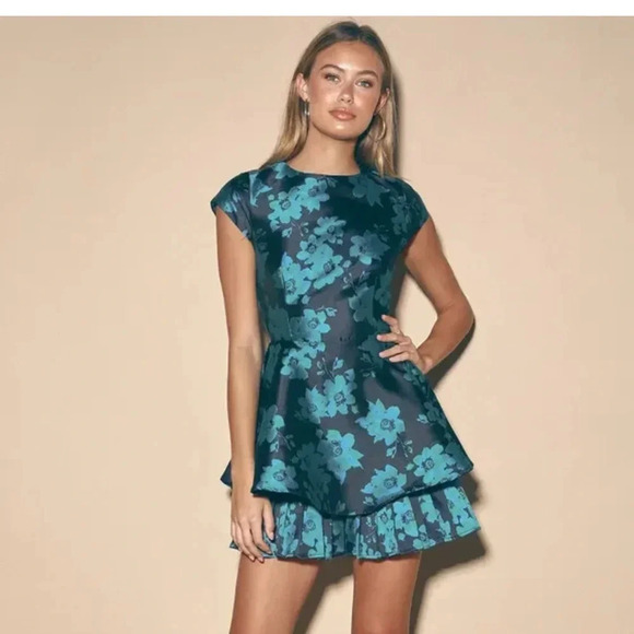 Lulus Dresses & Skirts - Lulus Tea Party Navy Blue Floral Jacquard Tiered Mini Dress size Medium